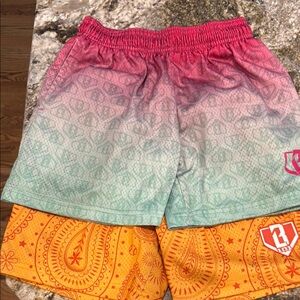 Youth Medium Baseball Lifestyle 101 shorts for Boys